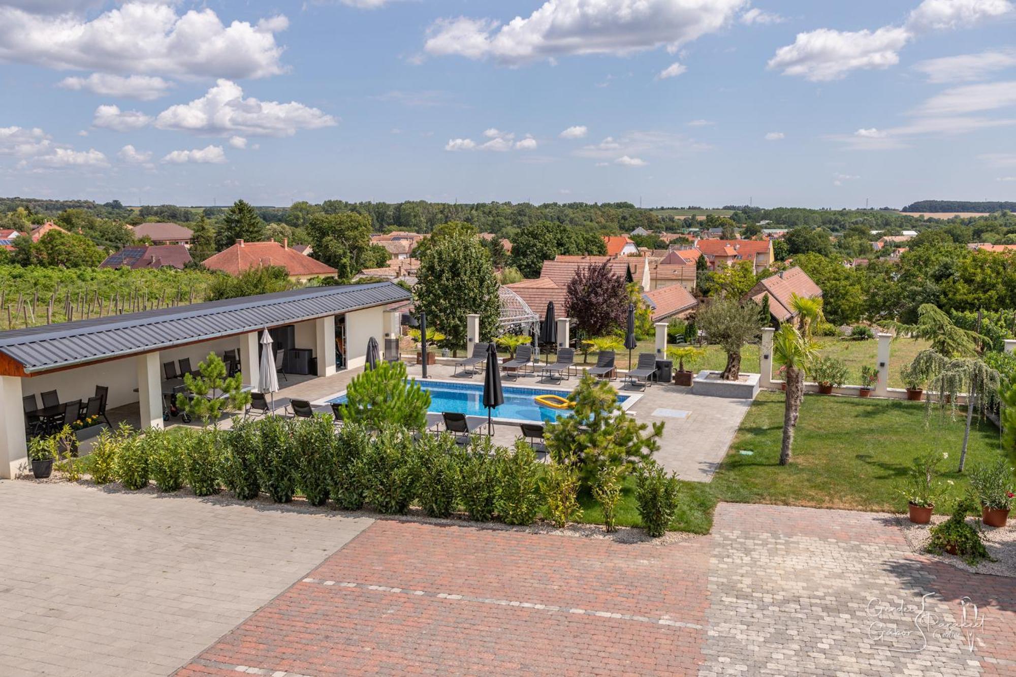 Bed and Breakfast Ludvig Panzio Villány Zewnętrze zdjęcie